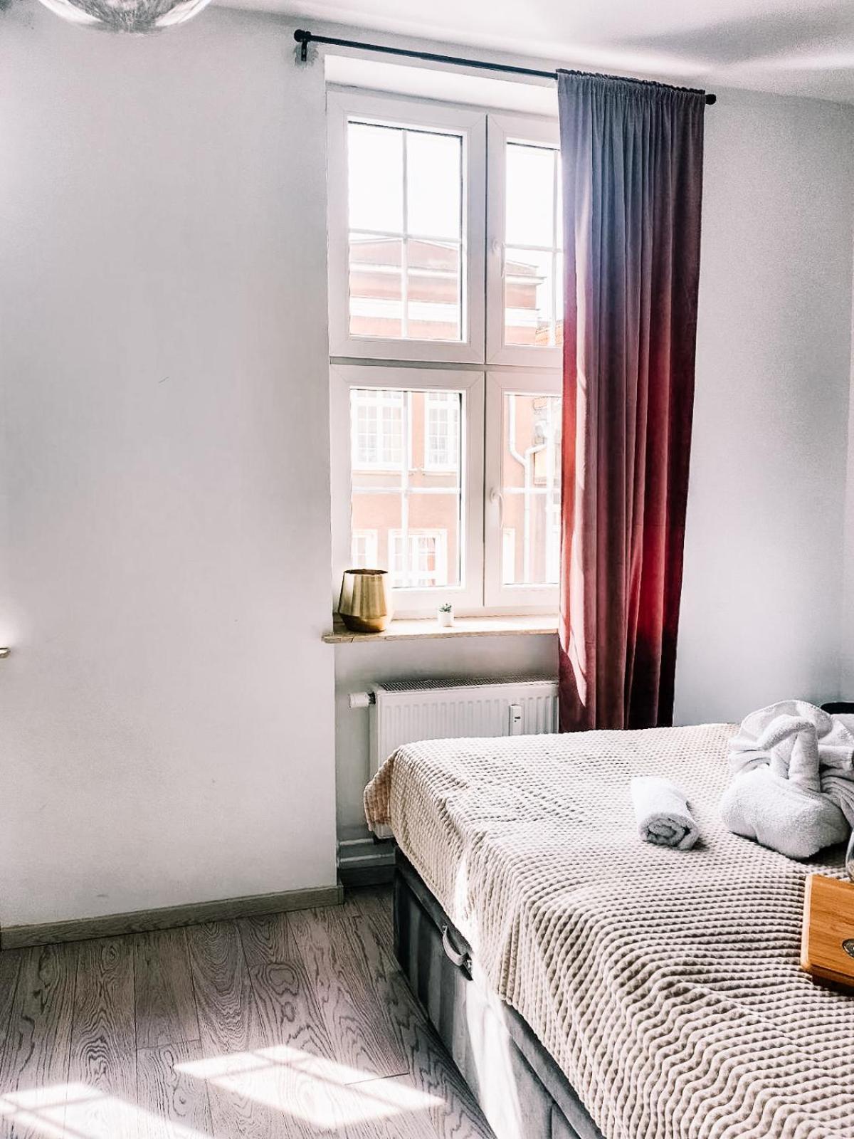 Cloud 9 King Size Bed - Old Town View Gdansk Ogarna Apartment Exterior photo